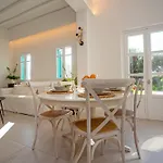 Nostos Mykonos - Klelia אורנוס