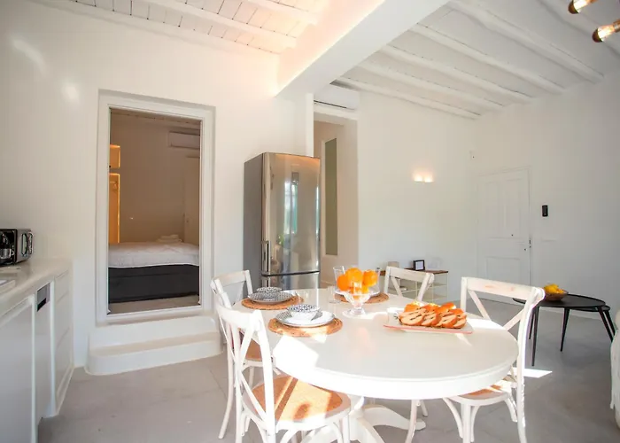 Nostos Mykonos - Klelia Daire *